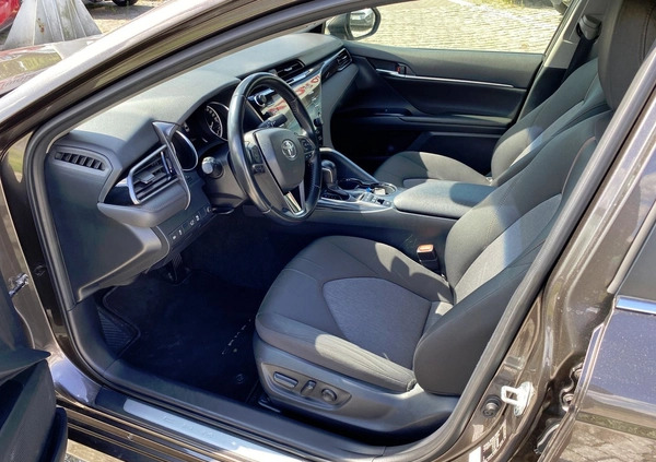 Toyota Camry cena 99850 przebieg: 159103, rok produkcji 2019 z Gołdap małe 379